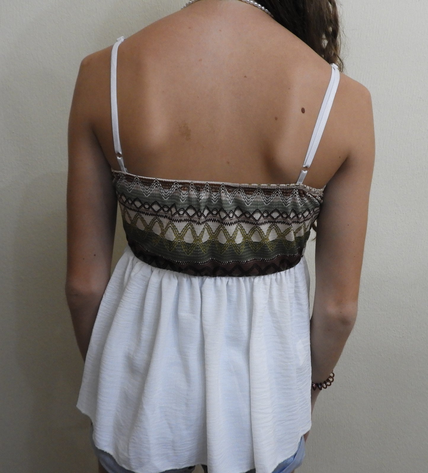 Blusa corta con tirantes