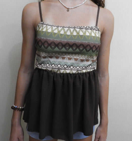 Blusa corta con tirantes