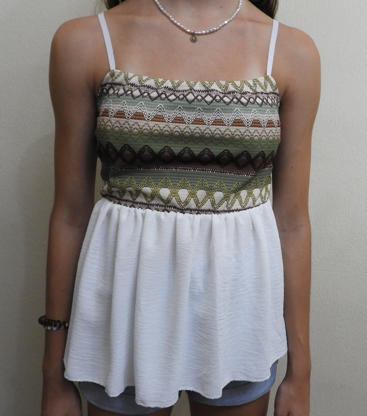 Blusa corta con tirantes